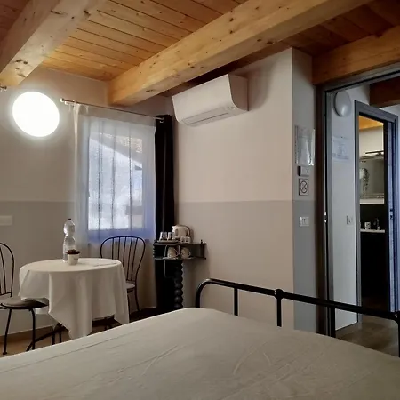 Le Farfalle Di Armeno