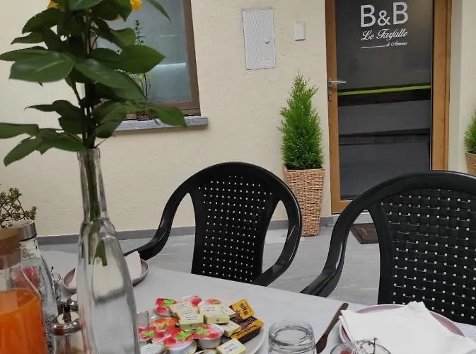 Le Farfalle Di Armeno